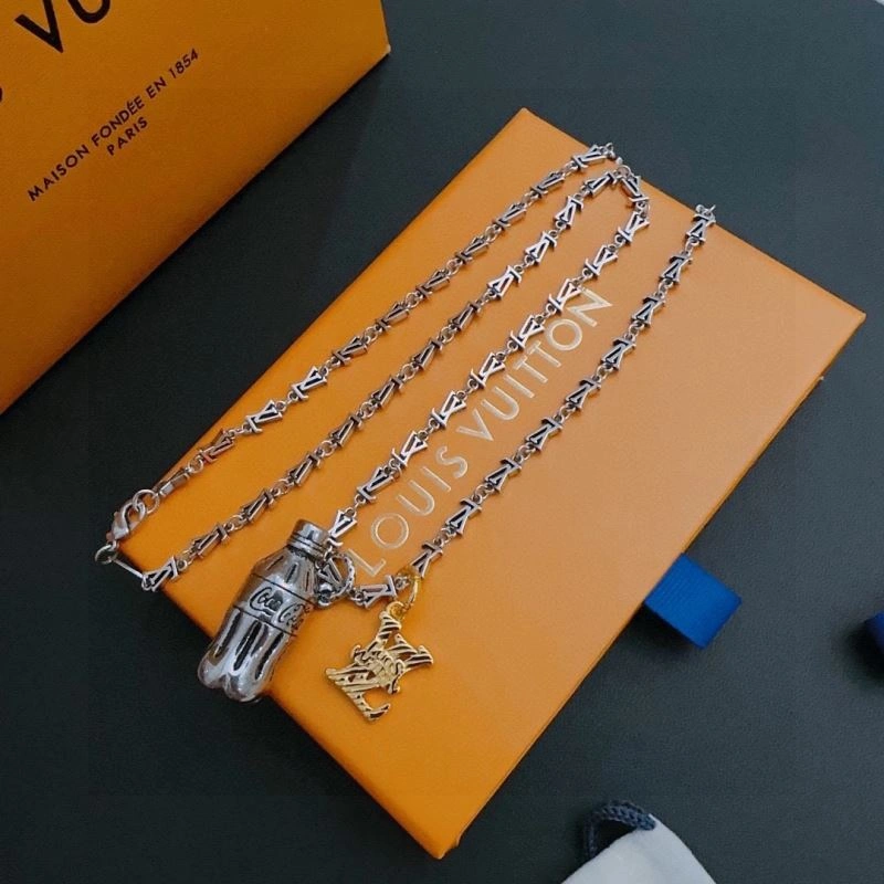 Sleek Louis Vuitton Necklaces 251677