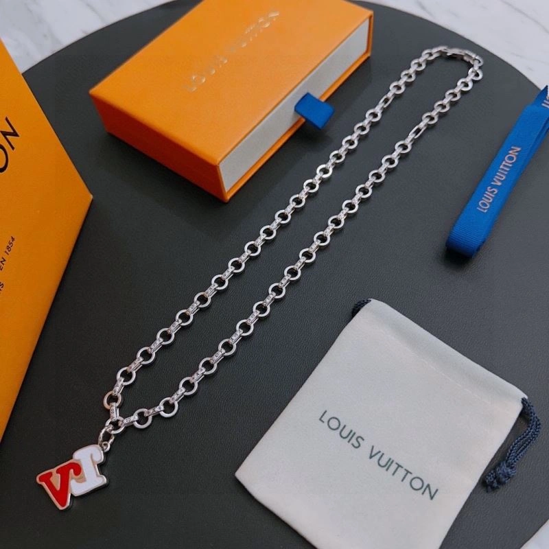 SunProtective Louis Vuitton Necklaces 251688