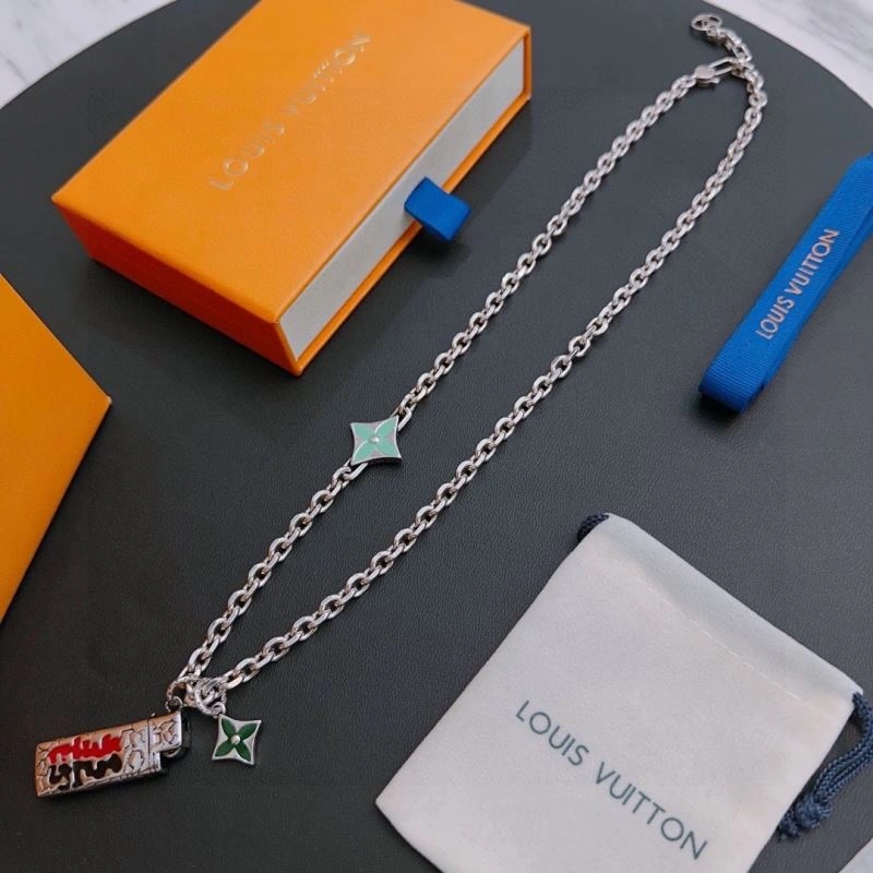 GoodFit Louis Vuitton Necklaces 251678