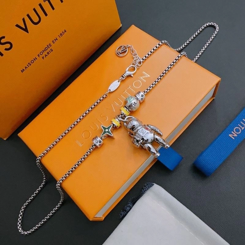 Louis Vuitton Necklaces ZipUp 251672