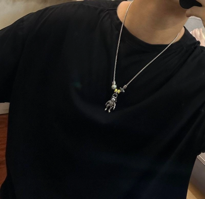 Louis Vuitton Necklaces ZipUp 251672