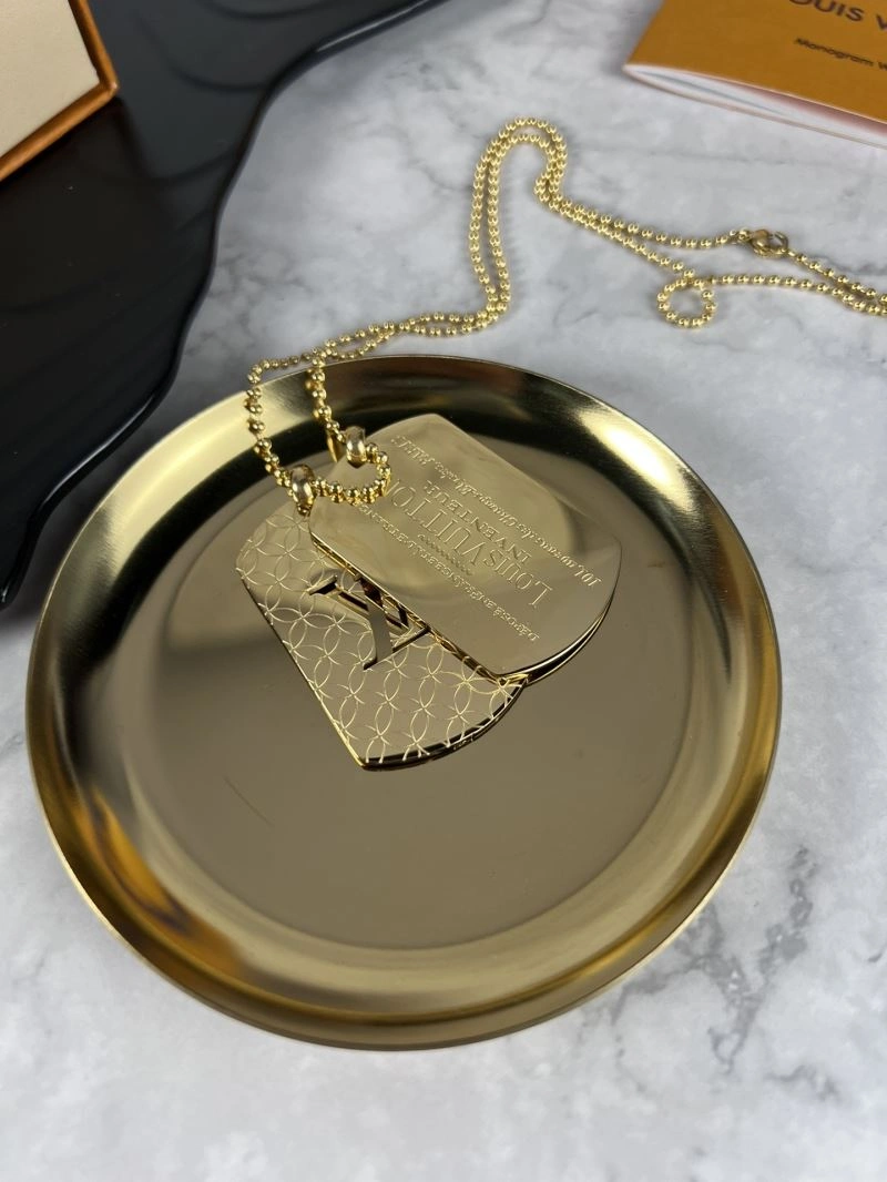Sustainable Louis Vuitton Necklaces 251647