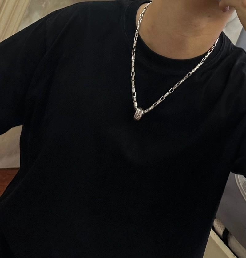 Durable Louis Vuitton Necklaces 251641