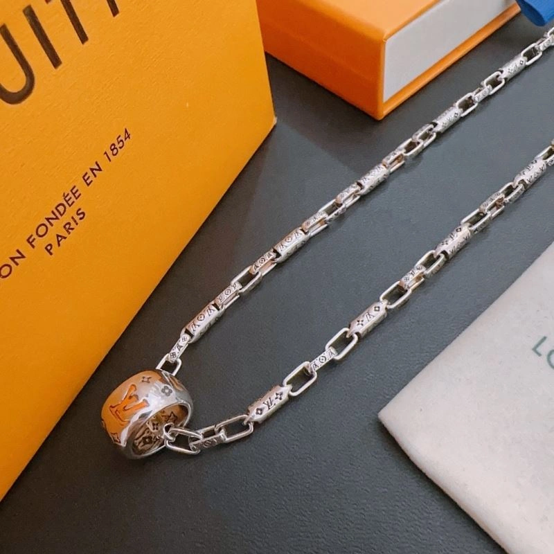 Durable Louis Vuitton Necklaces 251641