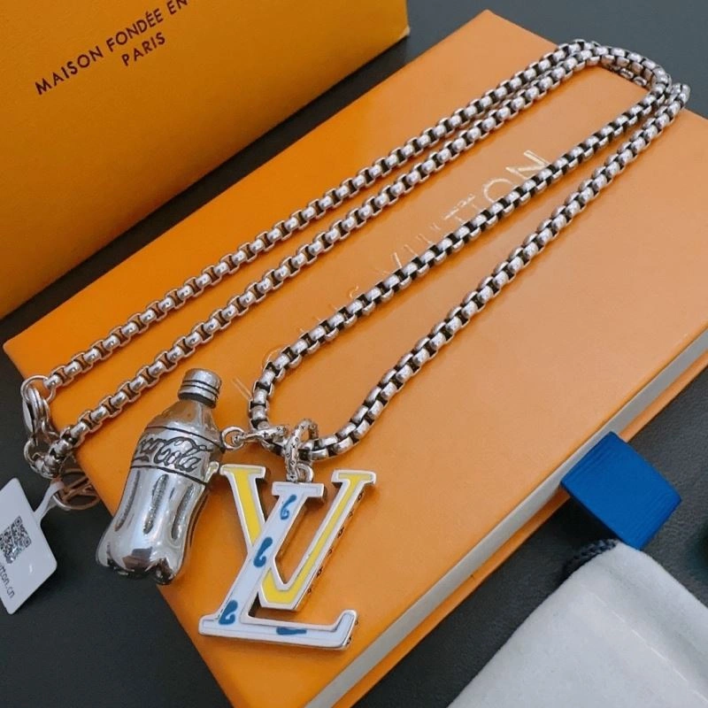 Louis Vuitton Necklaces MoistureWicking 251655