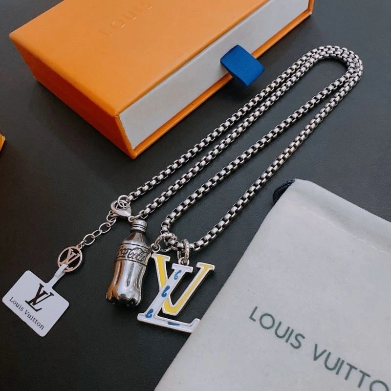 Louis Vuitton Necklaces MoistureWicking 251655