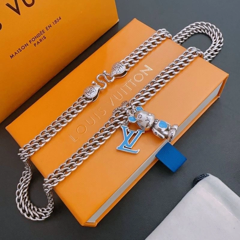 Louis Vuitton Necklaces Popular 251659