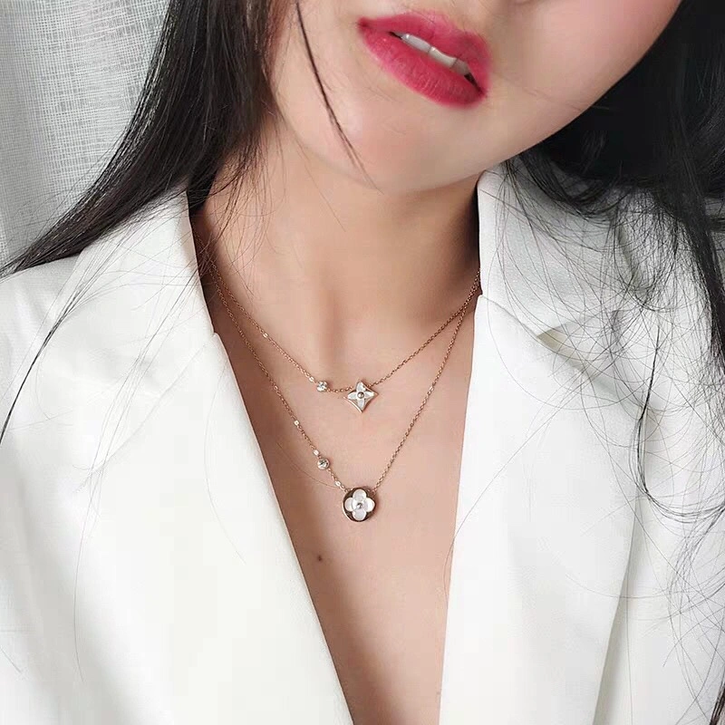 Original Louis Vuitton Necklaces 251646