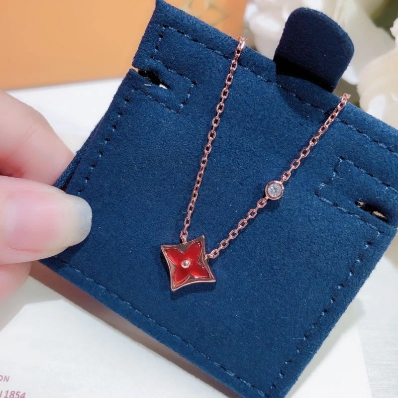 Louis Vuitton Necklaces FashionForward 251664