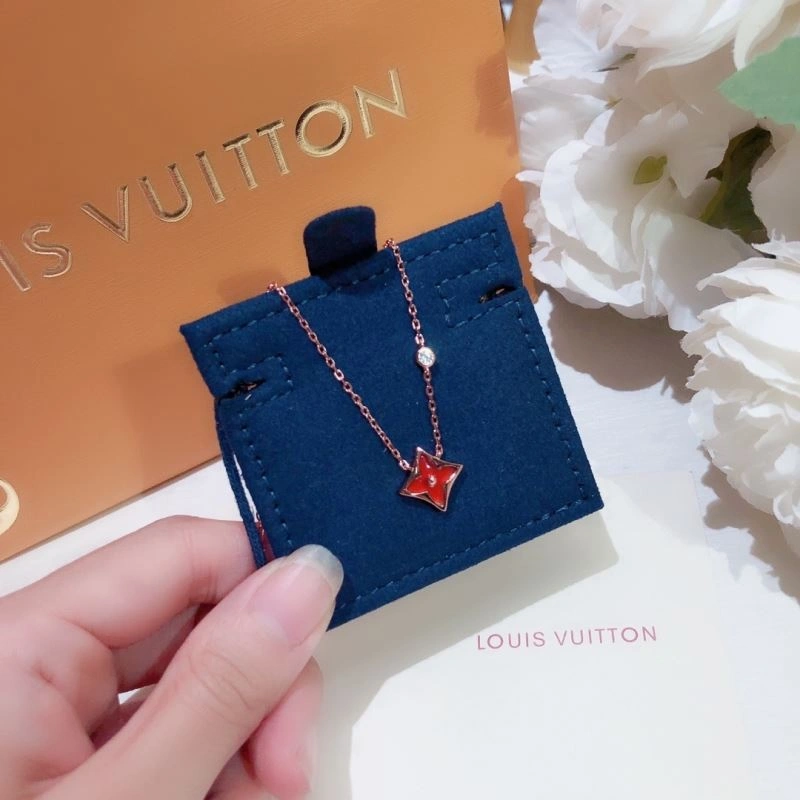 Louis Vuitton Necklaces FashionForward 251664