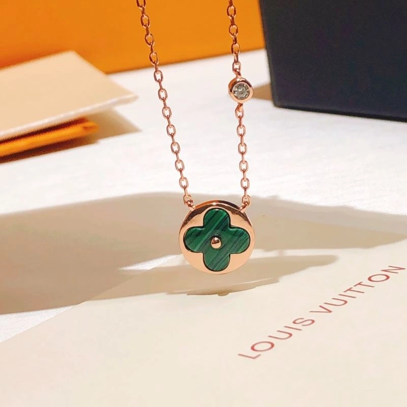 Louis Vuitton Necklaces Unique 251656