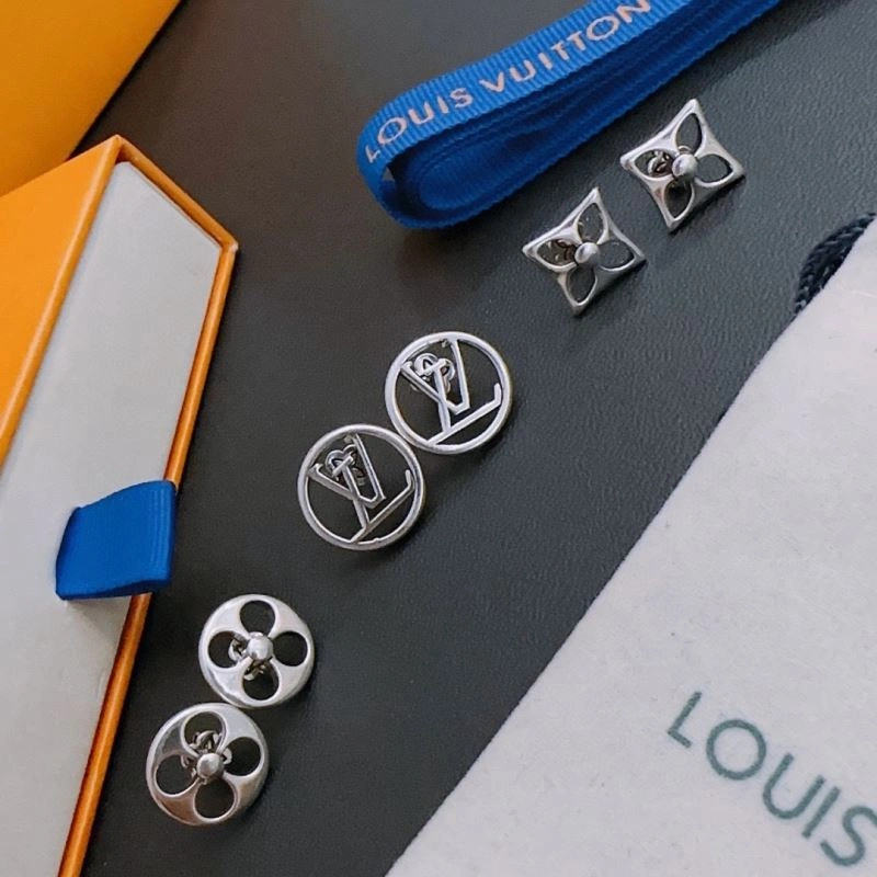 Louis Vuitton Necklaces Attractive 251643