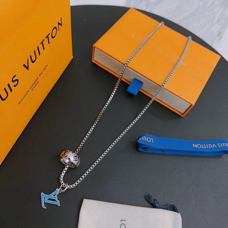 Popular Louis Vuitton Necklaces 251661