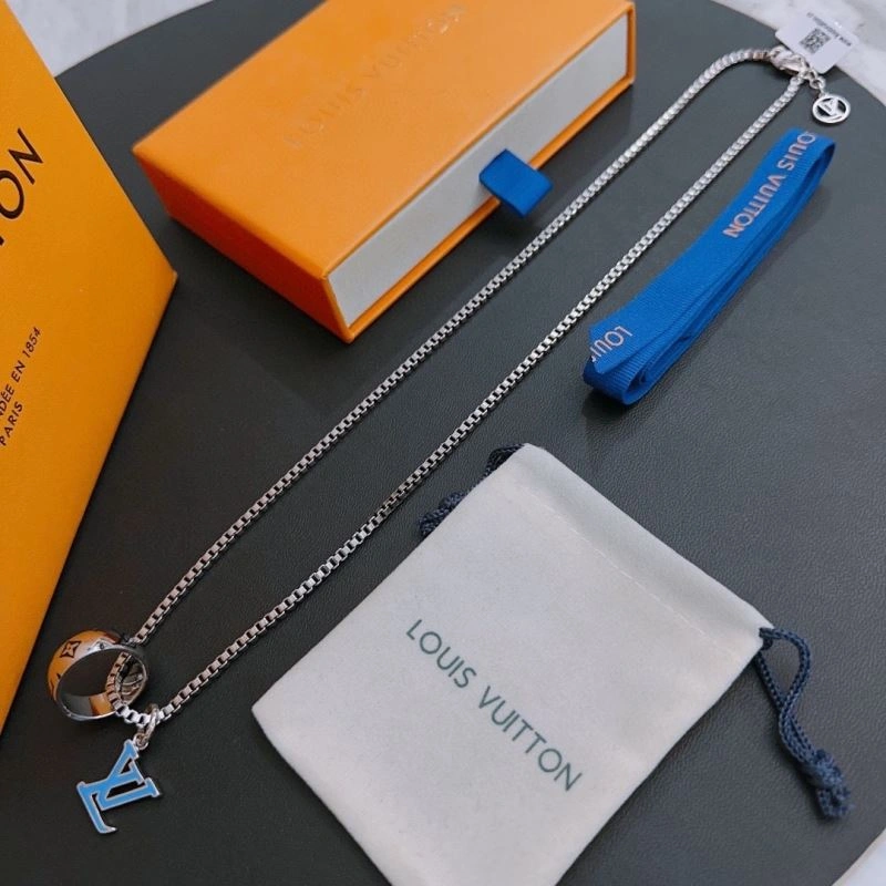 Popular Louis Vuitton Necklaces 251661