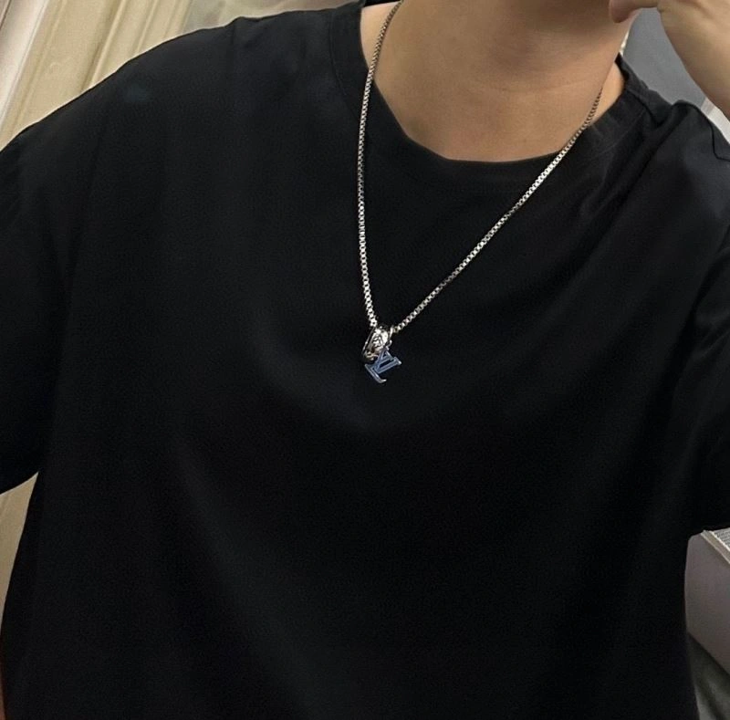 Popular Louis Vuitton Necklaces 251661
