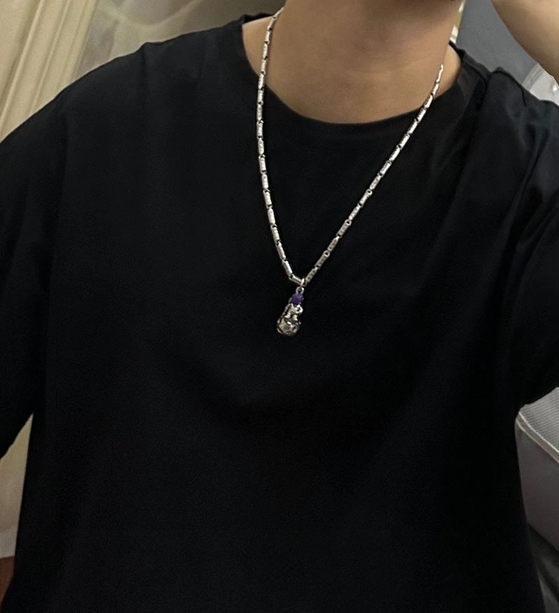 Versatile Louis Vuitton Necklaces 251644