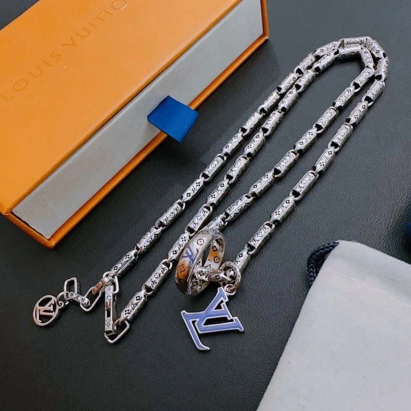 Louis Vuitton Necklaces SunProtective 251657