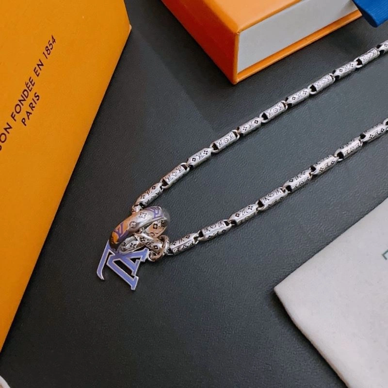 Louis Vuitton Necklaces SunProtective 251657