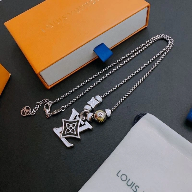 Louis Vuitton Necklaces Sophisticated 251663