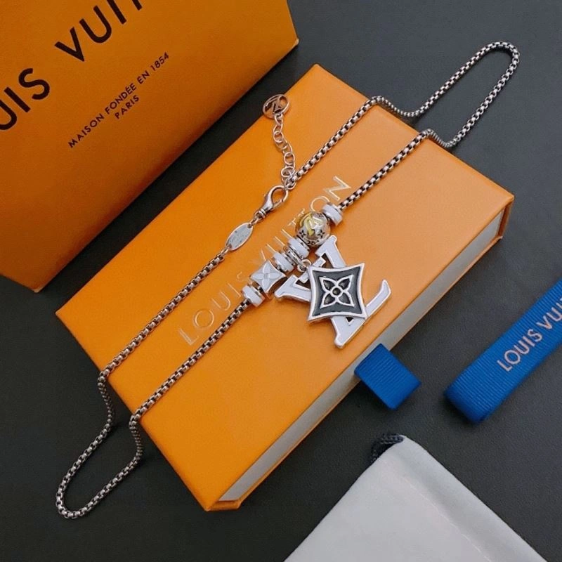Louis Vuitton Necklaces Sophisticated 251663