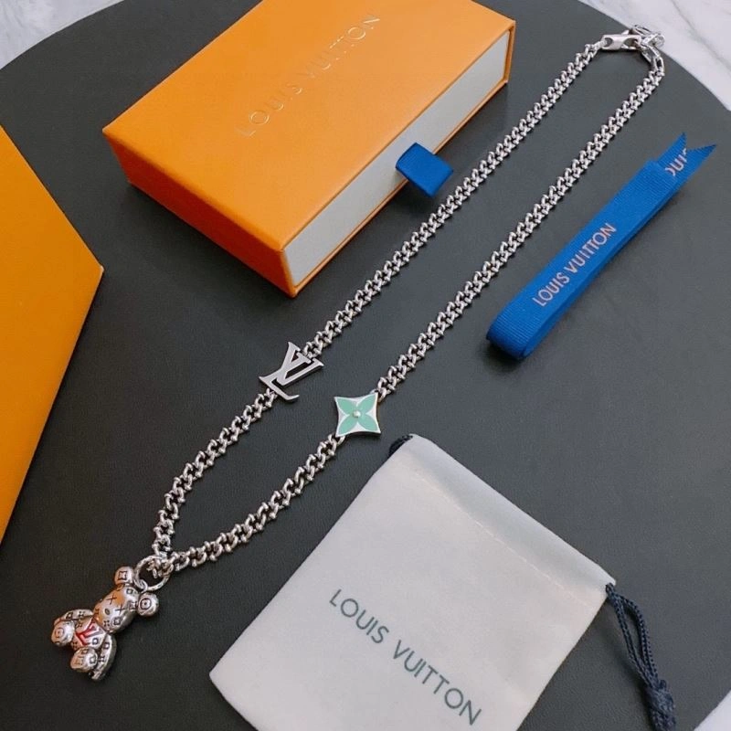 Louis Vuitton Necklaces WeatherProof 251640