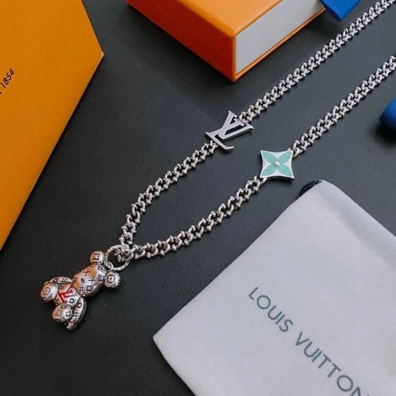 Louis Vuitton Necklaces WeatherProof 251640