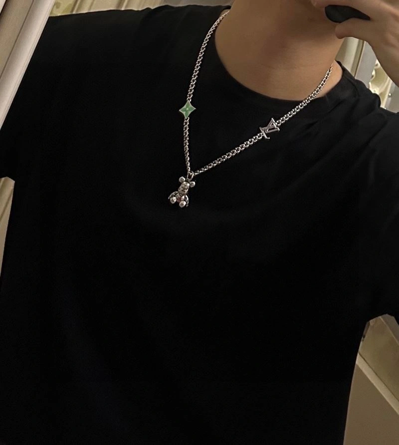 Louis Vuitton Necklaces WeatherProof 251640