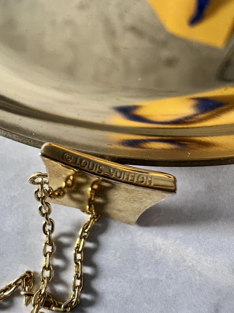 Louis Vuitton Necklaces Effortless 251636