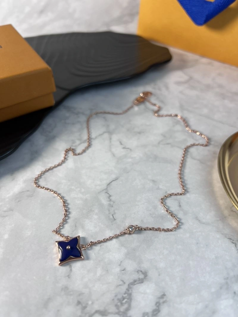 Resilient Louis Vuitton Necklaces 251632
