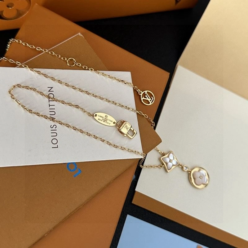 Louis Vuitton Necklaces MoistureWicking 251527