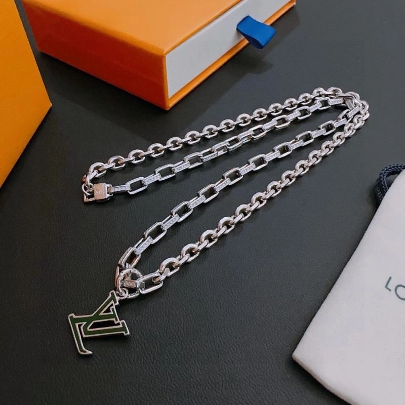 Louis Vuitton Necklaces WellDesigned 251537