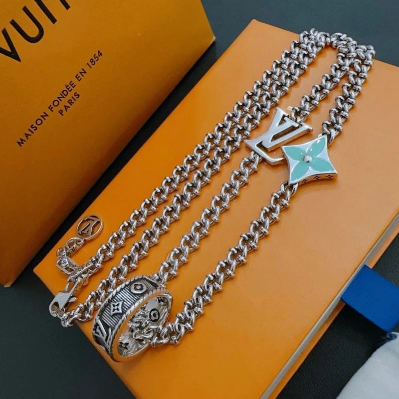 Affordable Louis Vuitton Necklaces 251538