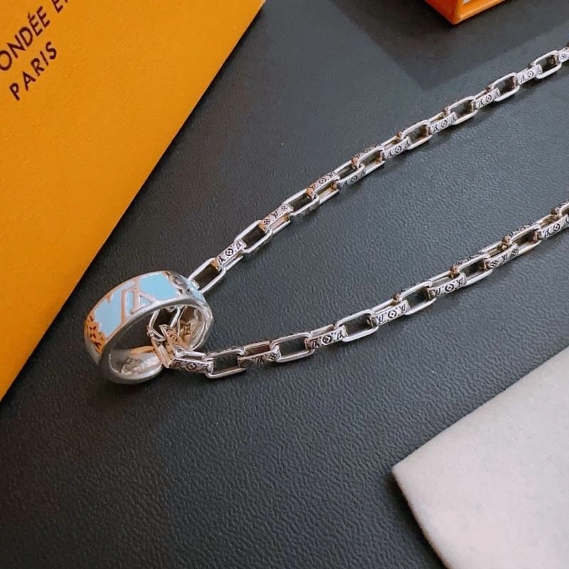 FastDry Louis Vuitton Necklaces 251540