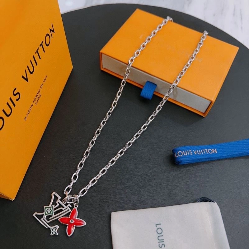 Louis Vuitton Necklaces Youthful 251513