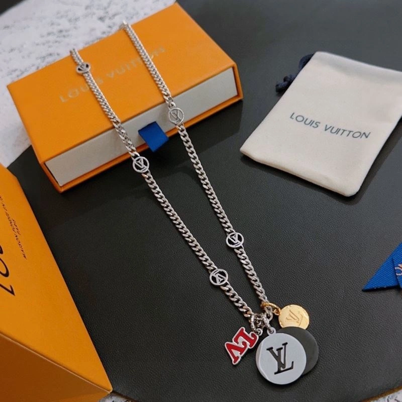 Louis Vuitton Necklaces TravelReady 251479