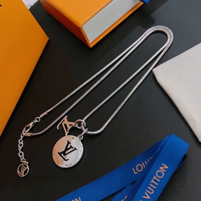 Louis Vuitton Necklaces MoistureWicking 251485