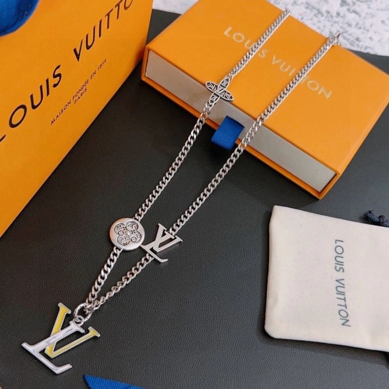 Louis Vuitton Necklaces Comfortable 251480