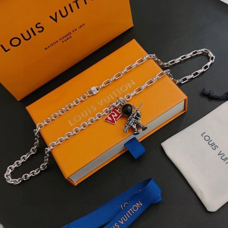 Chic Louis Vuitton Necklaces 251490