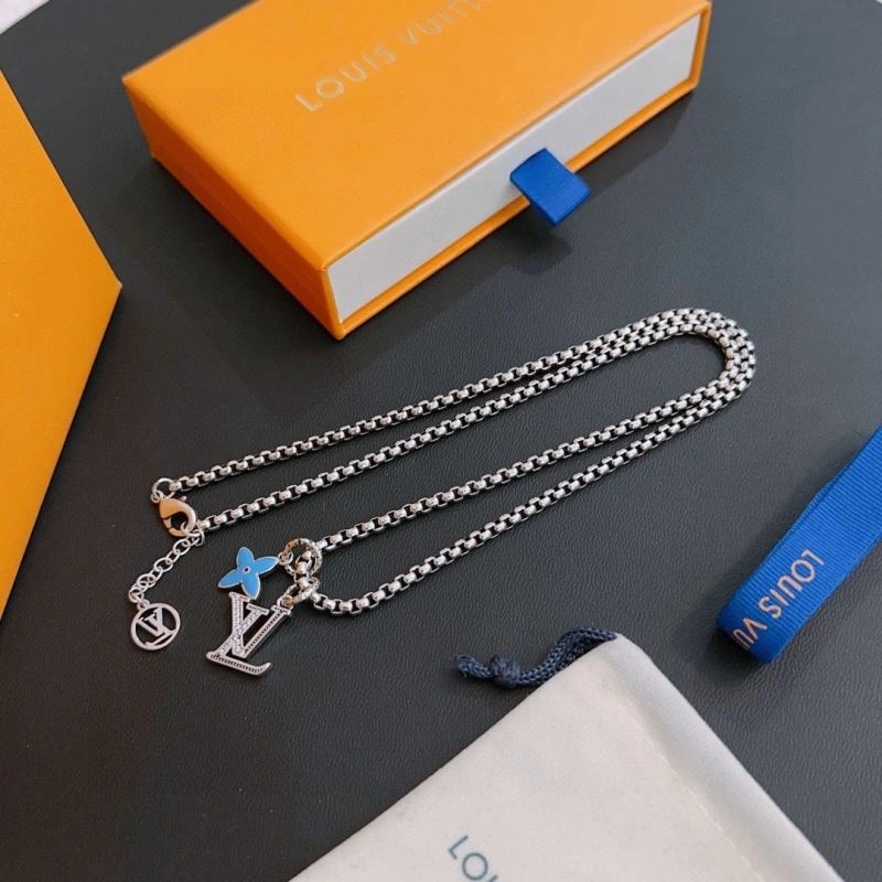 Louis Vuitton Necklaces WrinkleFree 251507