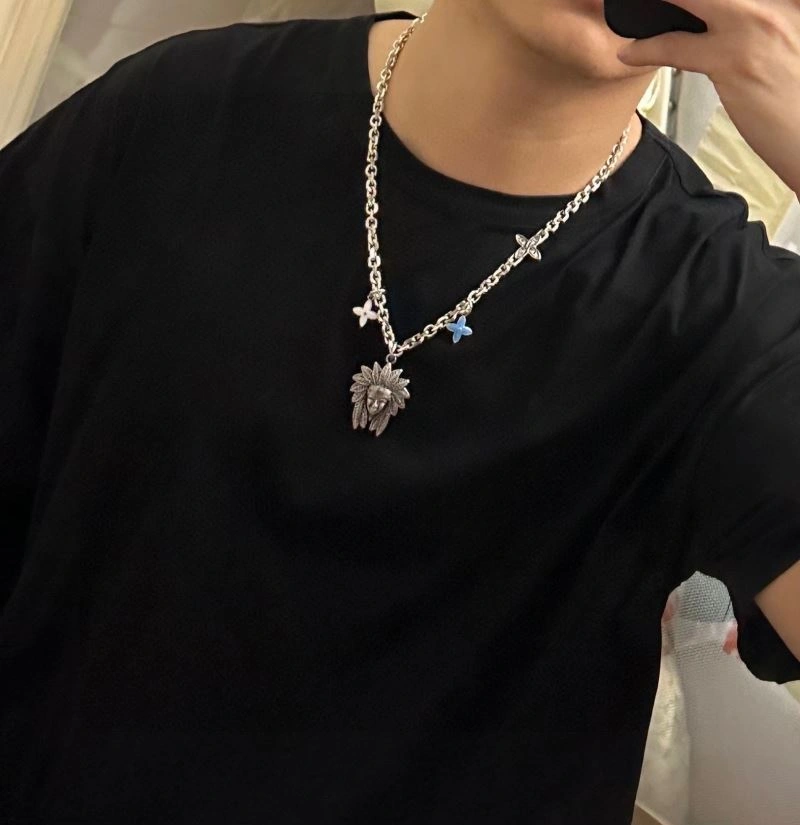 FlexibleFit Louis Vuitton Necklaces 251502
