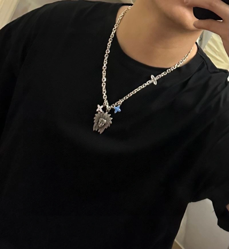 FlexibleFit Louis Vuitton Necklaces 251502