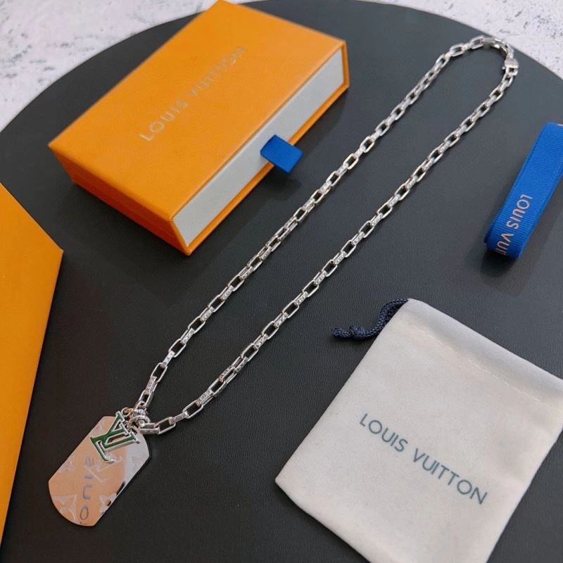 SoftTouch Louis Vuitton Necklaces 251484