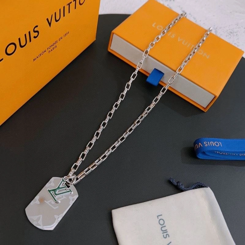 SoftTouch Louis Vuitton Necklaces 251484