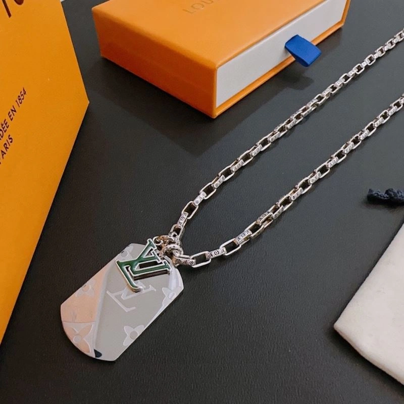 SoftTouch Louis Vuitton Necklaces 251484