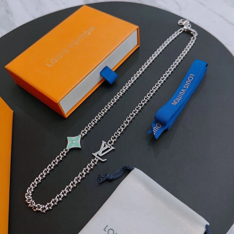 Louis Vuitton Necklaces Comfortable 251506
