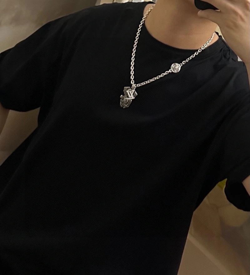 BestValue Louis Vuitton Necklaces 251510