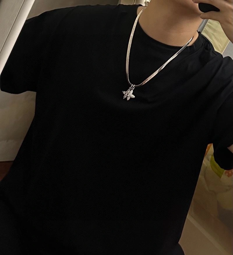 Louis Vuitton Necklaces SunProtective 251500