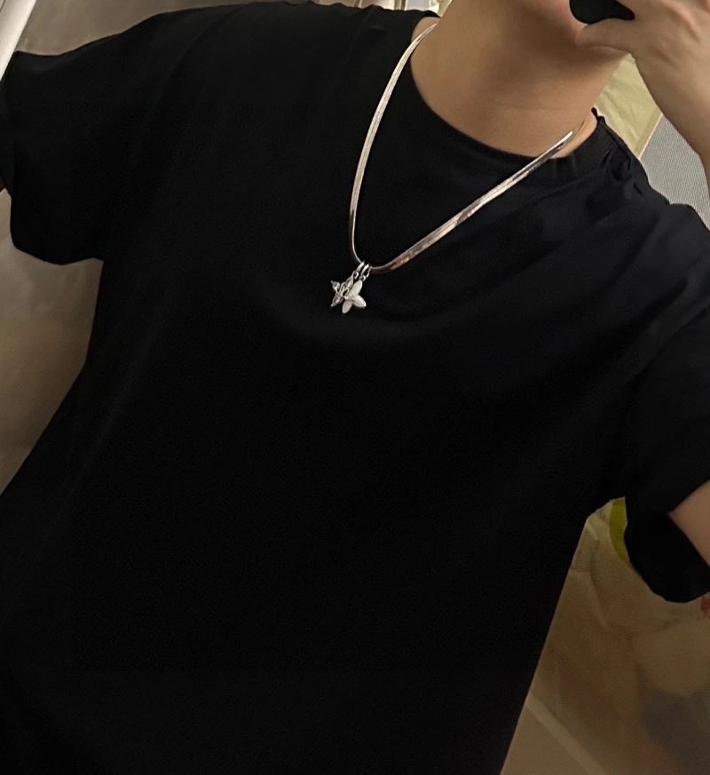 Louis Vuitton Necklaces SunProtective 251500