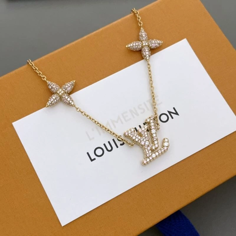 Louis Vuitton Necklaces Sporty 251483