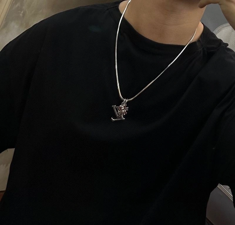 Stretchable Louis Vuitton Necklaces 251492